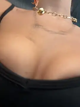 VixenRosse live cam preview