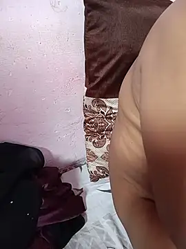 poojasexy71 live cam preview