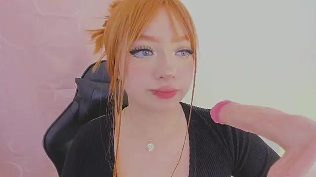 Chloe_Luv live cam preview