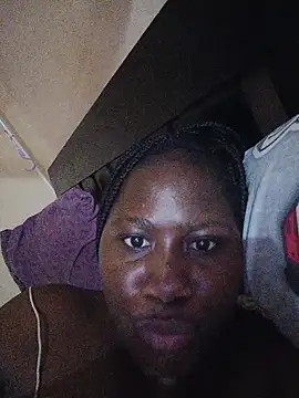 LeslieBee