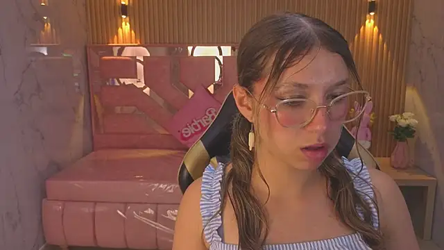 Vanessa_tf1