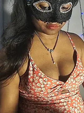 DIRTYSECRET_QUEEN_07 webcam