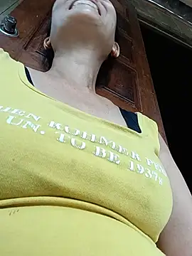 toyo_668 live cam on StripChat