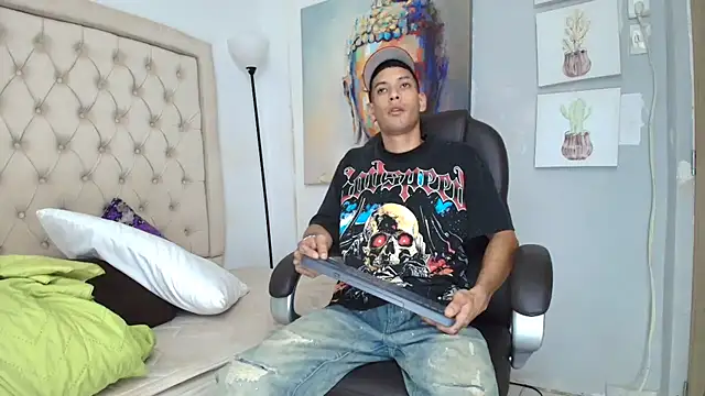 connor_launther_ live cam on StripChat