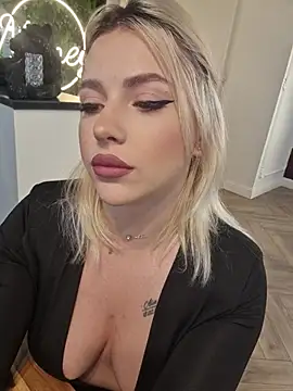 IveySin webcam
