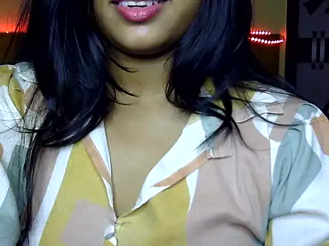 Nimrit_Kaur live cam on StripChat
