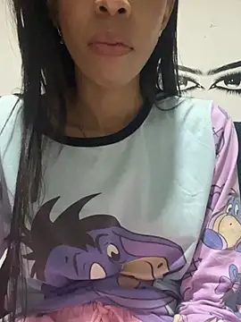 Keyler_True18 live cam on StripChat