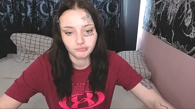 eva_sunshine_blue_eyes
