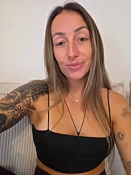 NicoleKaiser