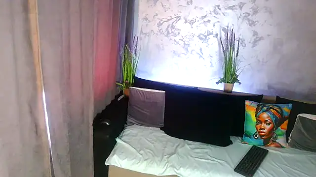 ADaisyAshe live cam on StripChat