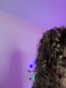 AlexaVee_