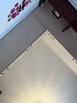 Hotmomcheckk_