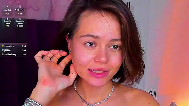 Kelly_Cuutie