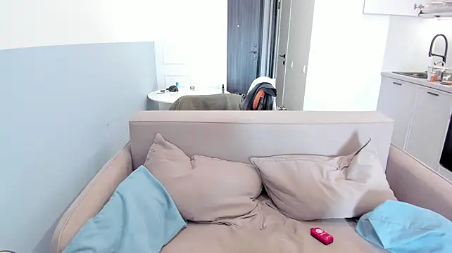 i_dont_like_it (M twink) - Take Off T-Shirt