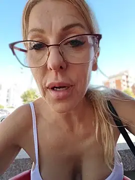 Manuerlaruby live cam on StripChat