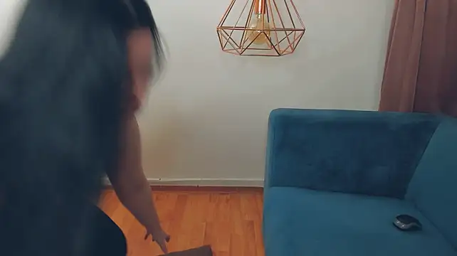 BrilliantGirll live cam preview