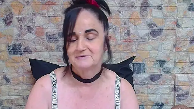 LuciousGrace live cam preview
