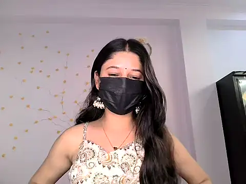 HOT_SNEHA4