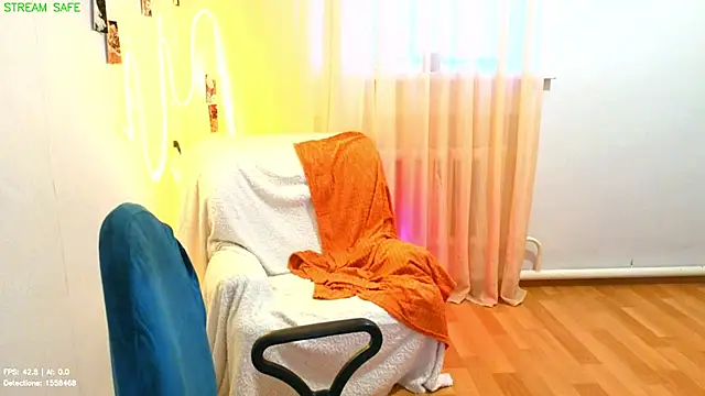 Grace_Grov live cam on StripChat