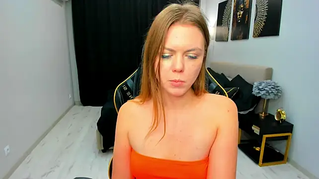 Strawberrye live cam on StripChat