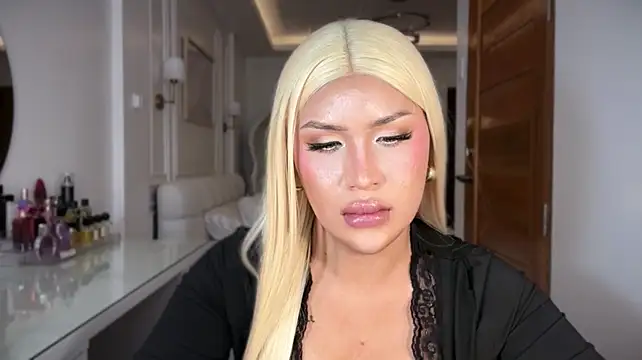 Your_Majesty_Tyra