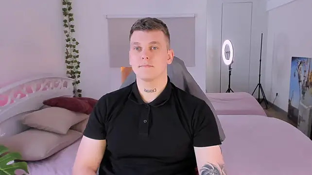 HotVanee