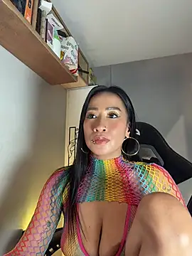 AsianMilfSheryl