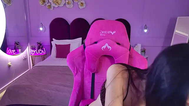 TianaFoxy