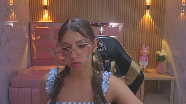 Vanessa_tf1