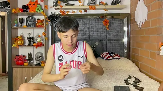 Andy_Belier23, live now