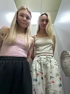 -MiaKitty