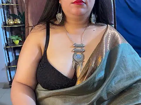 Curvy_Vincy4