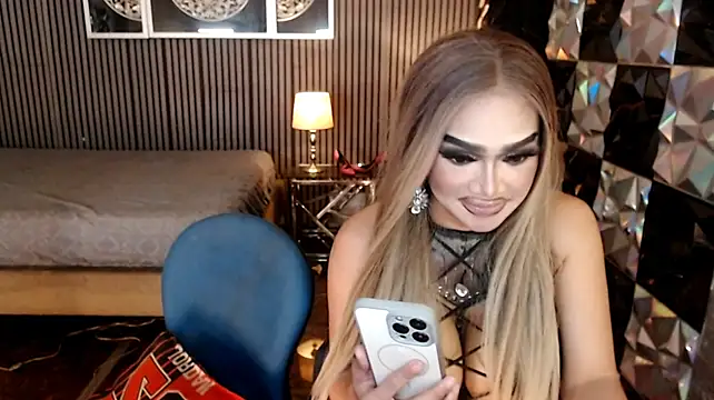 PrettyHorseCockTrans