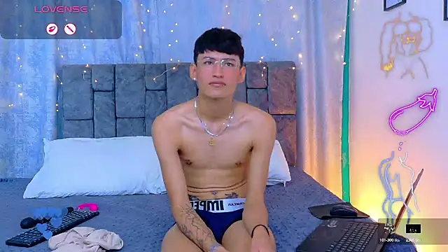 NicolasTorrez live sex cam
