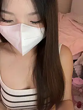 _xiaoxinxin_ (F young) - 乳夹m腿2分钟