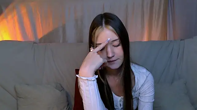 KiraKittyy_