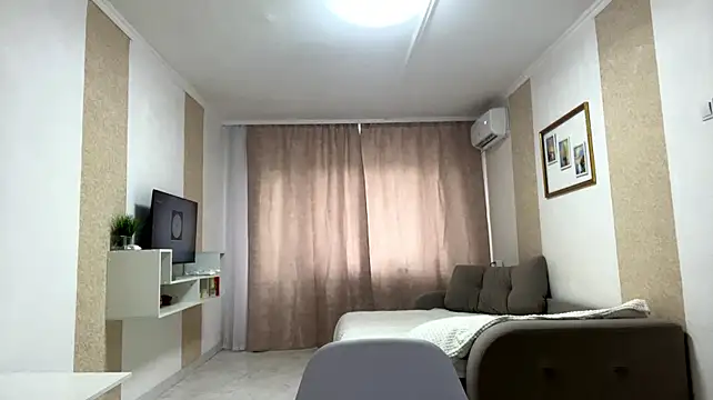 Bellamirror