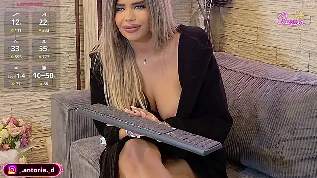 bella_posh live