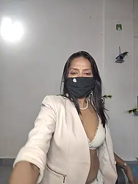 i_esha live