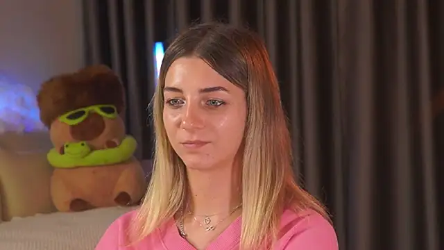 milamilkeyes live