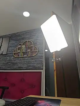 violettaks live