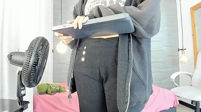 alice__roses live
