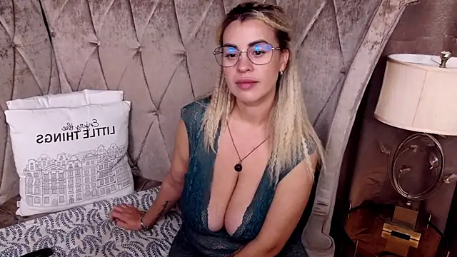 BustyGizelle
