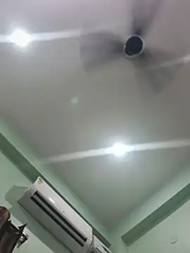 hottysimi stripchat