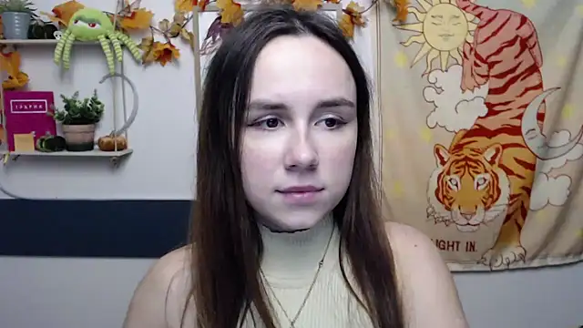 VeryVeryVeryShy_ live cam on StripChat