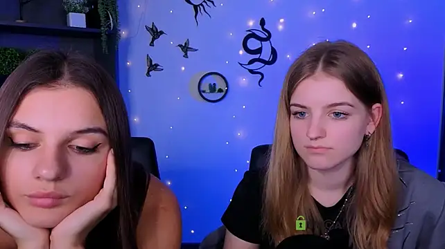 lisa_dark_