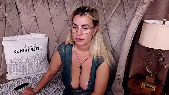 BustyGizelle