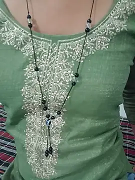 hot_riya_999 live