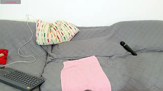 vanessaadol live
