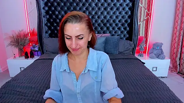 Rebecca_Diamond
